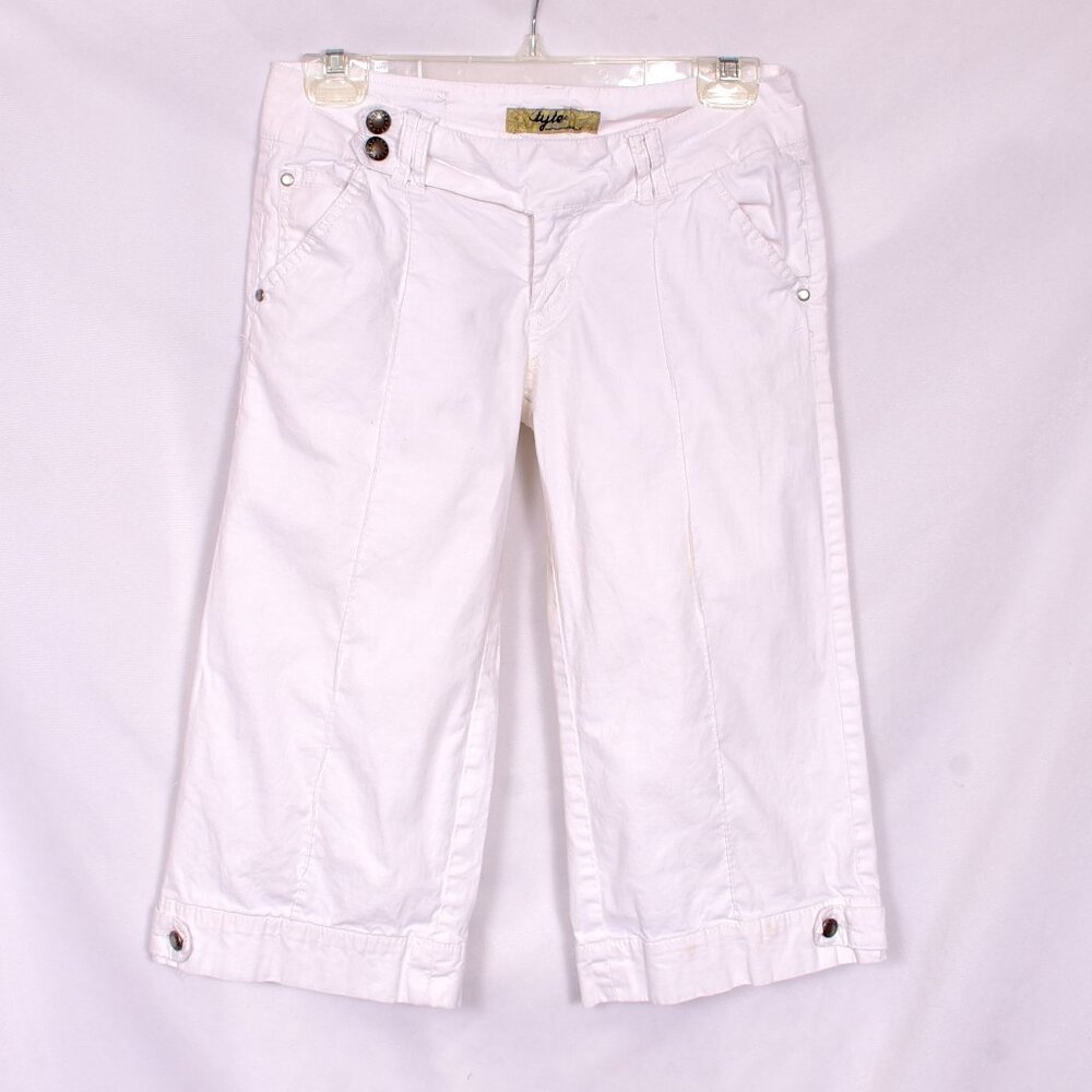 TYTE Jeans White Capri Button Details Size 7